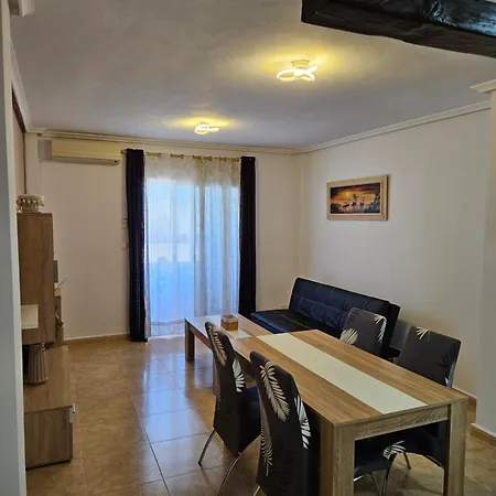 Apartment Piso Monika Torrevieja